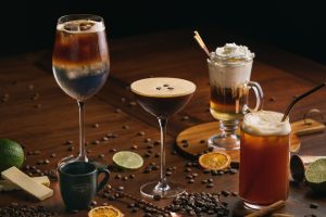 Tendencias en bebidas lo último en el mundo del café y cócteles